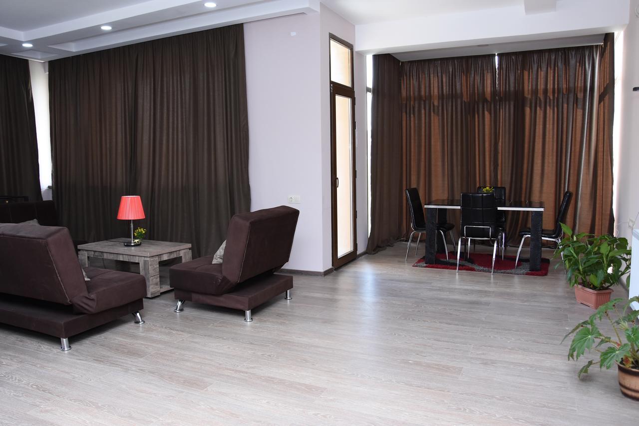 Sameba Apartments Tbilisi Exterior photo